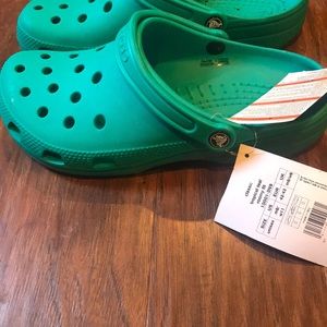 Crocs